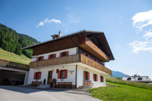 Casa-Genziana-appartamenti-in-affitto-vacanze-sappada-2-300x200